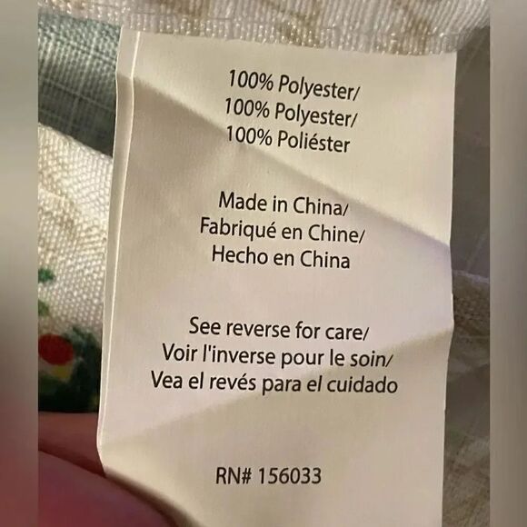 ROCKHILL HOME
SPILL PROOF TABLECLOTH
60" × 104" Christmas Trees Pattern - Picture 5 of 7